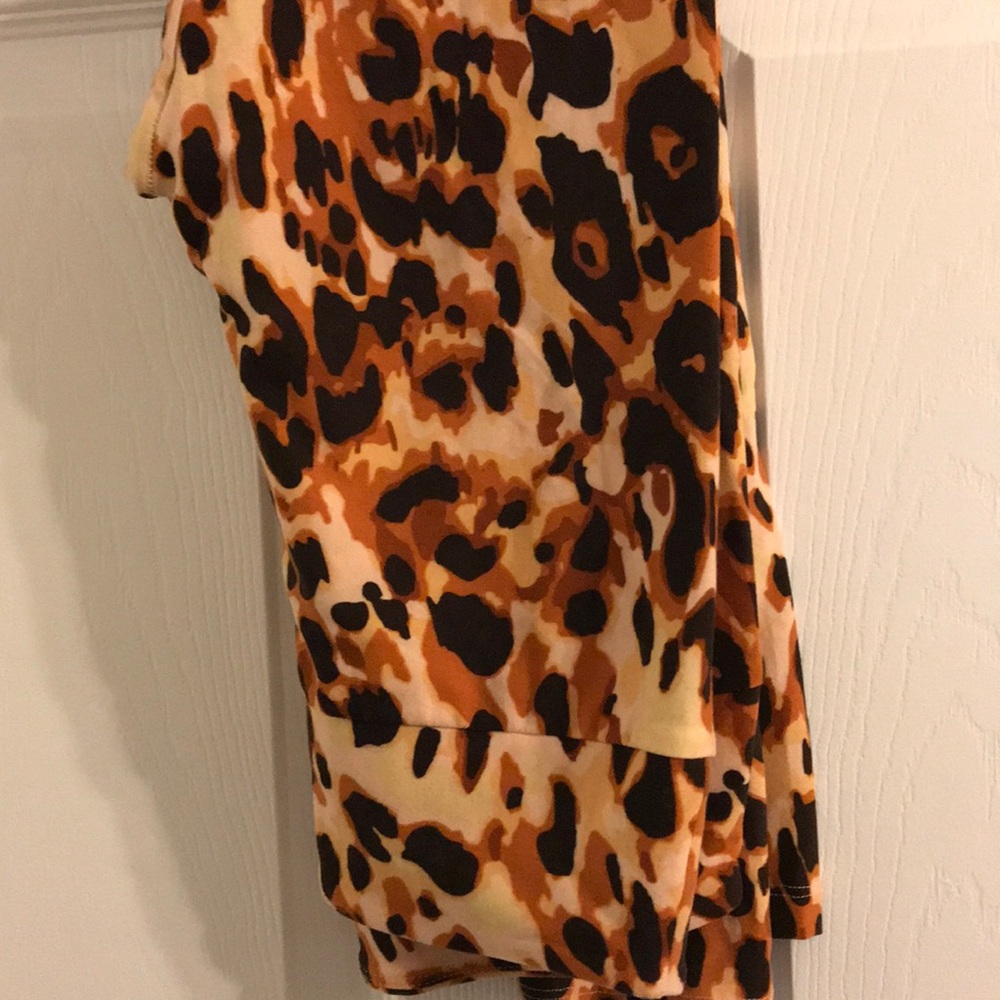 Lularoe Leggings One Size Leopard Print EUC